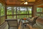 Hazy Hideaway - Private screened deck off master
